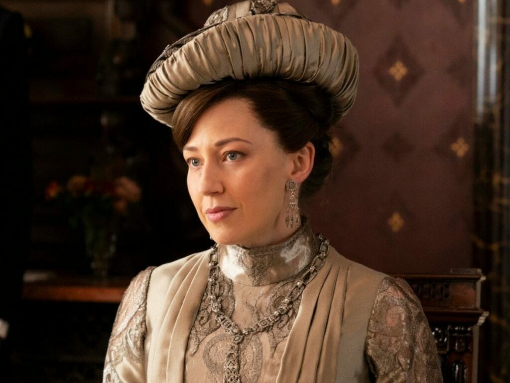 Carrie Coon na primeira temporada de A Idade Dourada