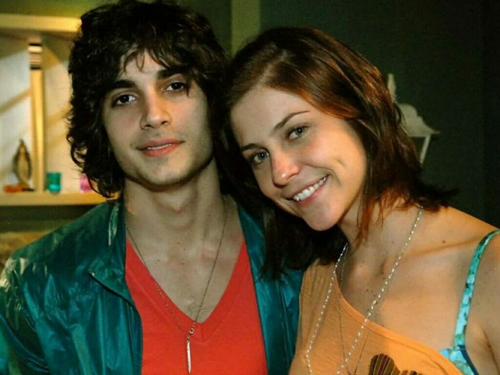 Bernardo (Fiuk) e Cristiana (Christiana Uback), os protagonistas de Malhação ID (Divulgação/Globo)