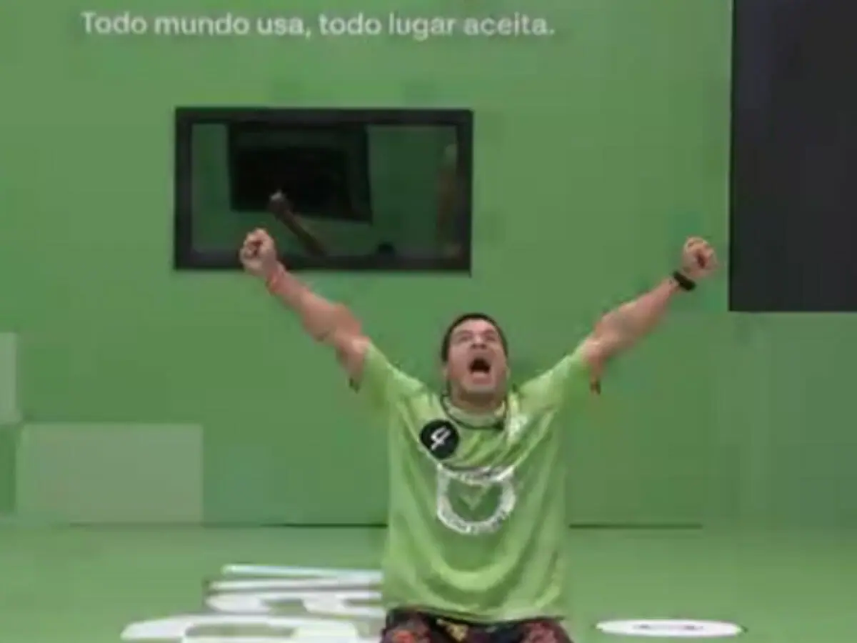Arthur Aguiar é o novo Anjo da Semana