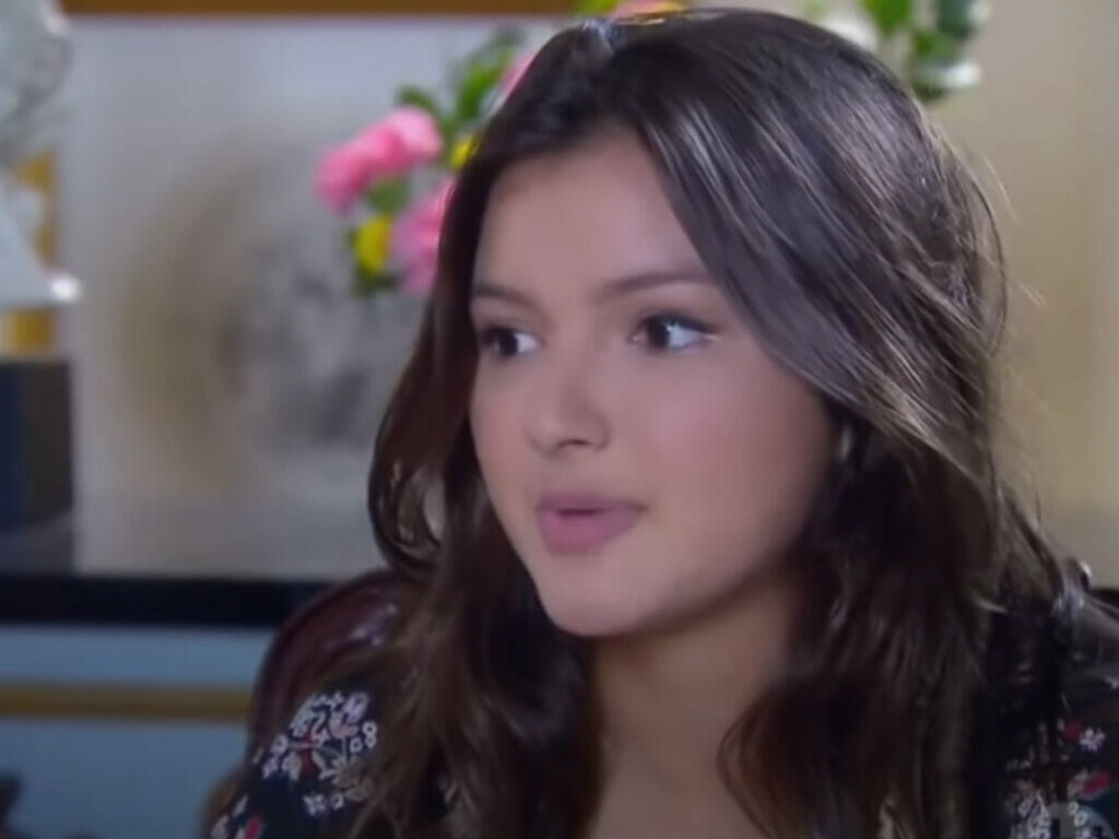 Cassandra (Bárbara Maia) em Carinha de Anjo