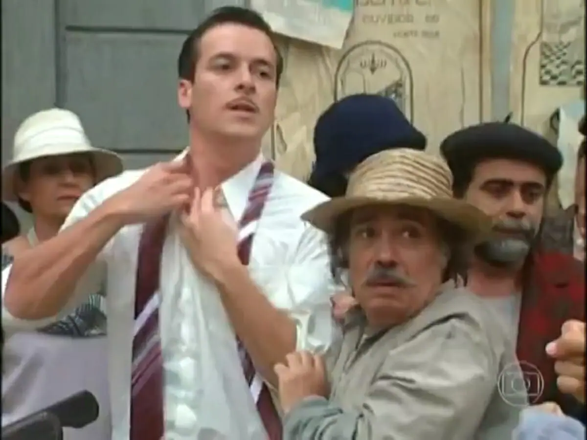 Heitor (Rodrigo Faro) e Calixto (Pedro Paulo Rangel) de O Cravo e a Rosa