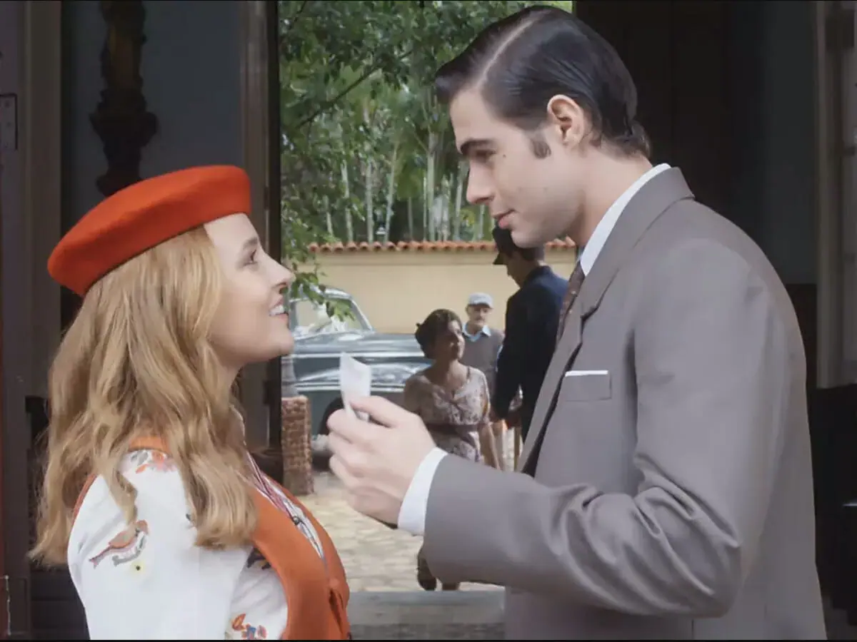 Isadora (Larissa Manoela) e Davi (Rafael Vitti) em Além da Ilusão