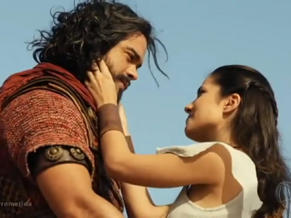 Josué (Sidney Sampaio) e Aruna (Thaís Melchior) de A Bíblia