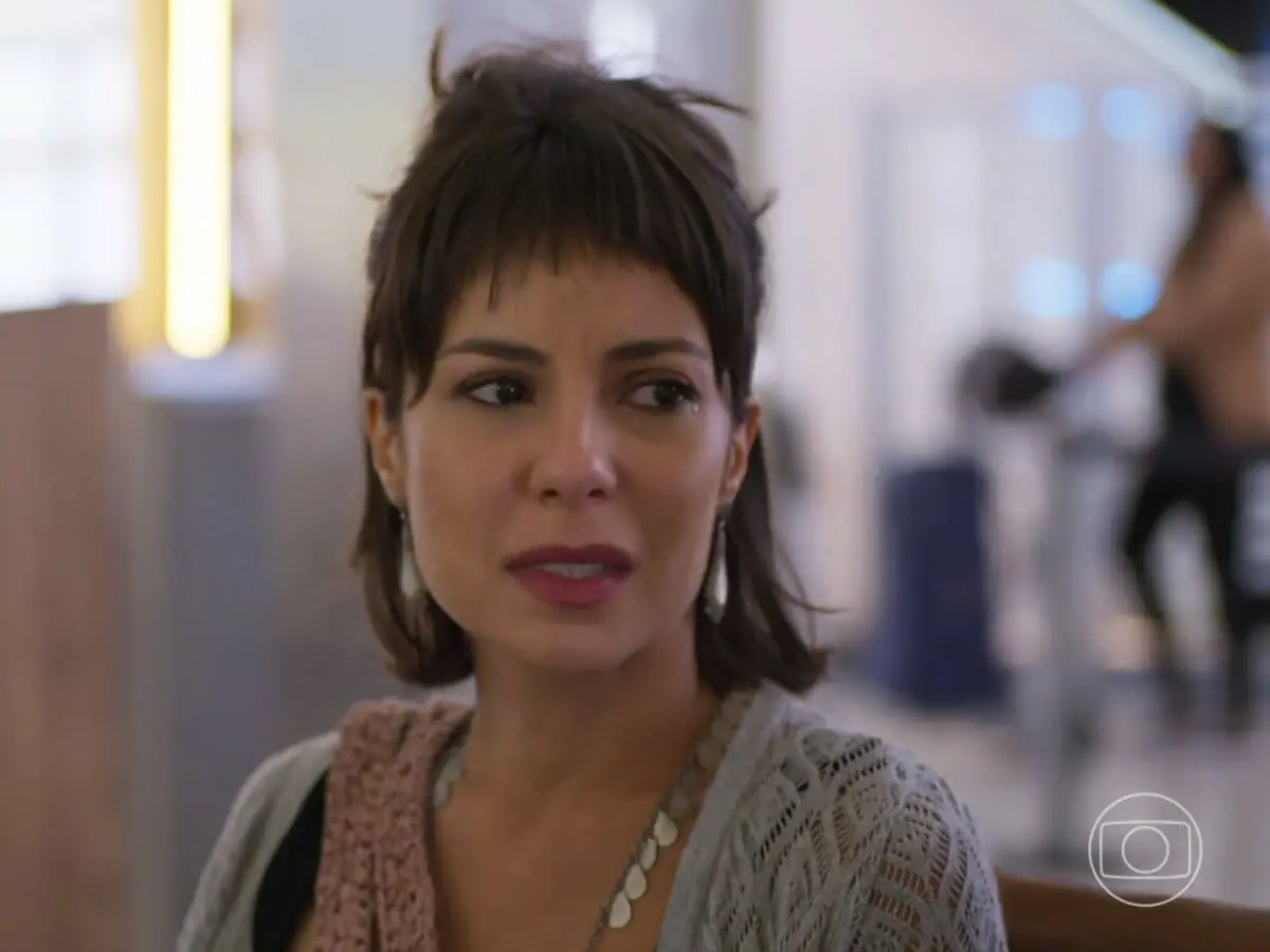 Lara (Andréia Horta) em Um Lugar ao Sol (Reprodução/Globo)