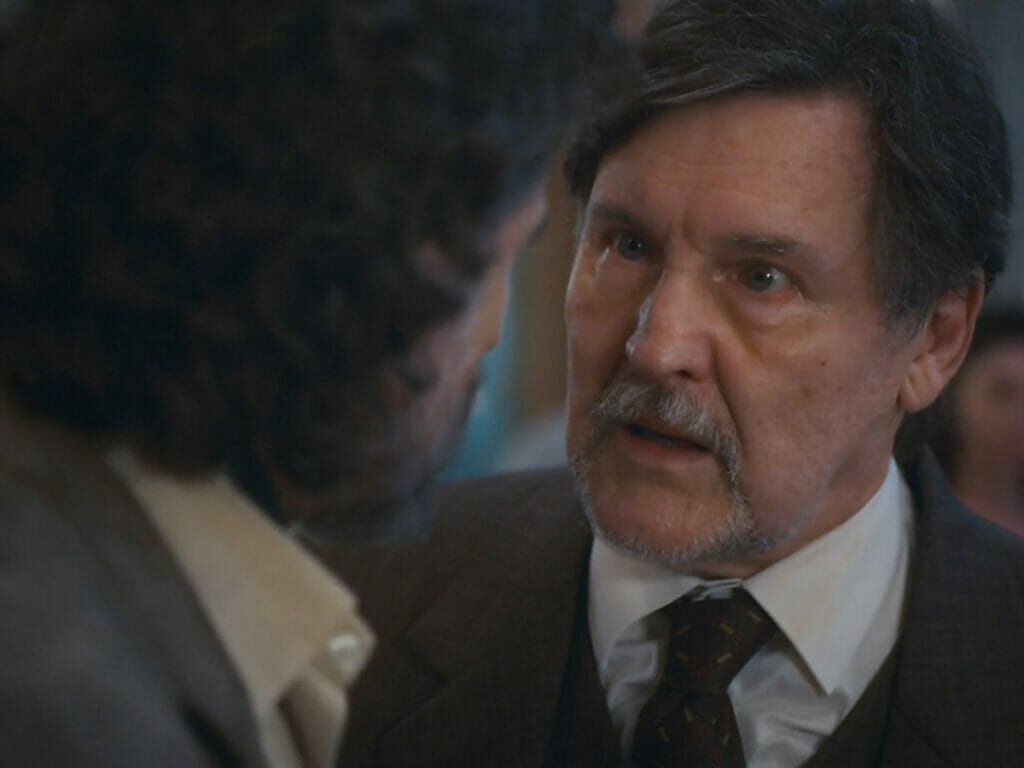 Leônidas (Eriberto Leão) e Matias (Antônio Calloni) em Além da Ilusão