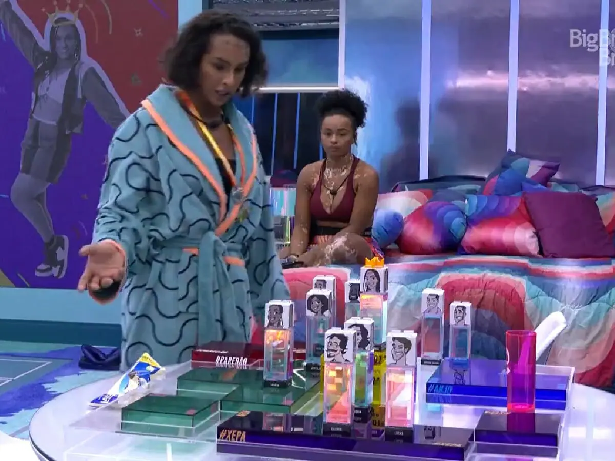 Linn da Quebrada e Natália no BBB 22_2603