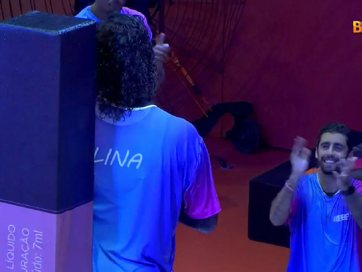 Linn da Quebrada e Pedro Scooby no BBB 22_2503