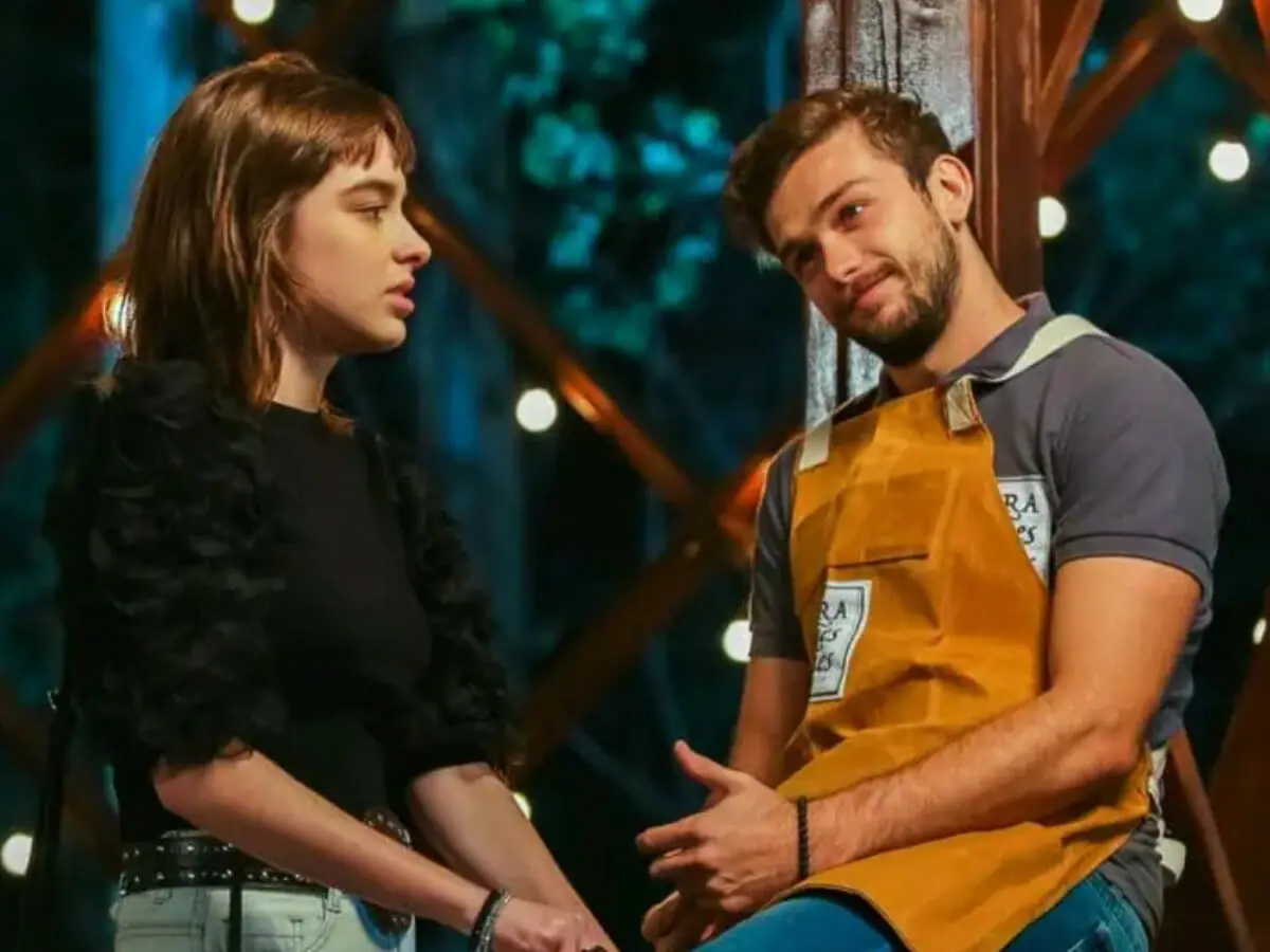 Raquel (Isabella Moreira) e Vini (Vincenzo Richy) em Poliana Moça (Divulgação SBT)