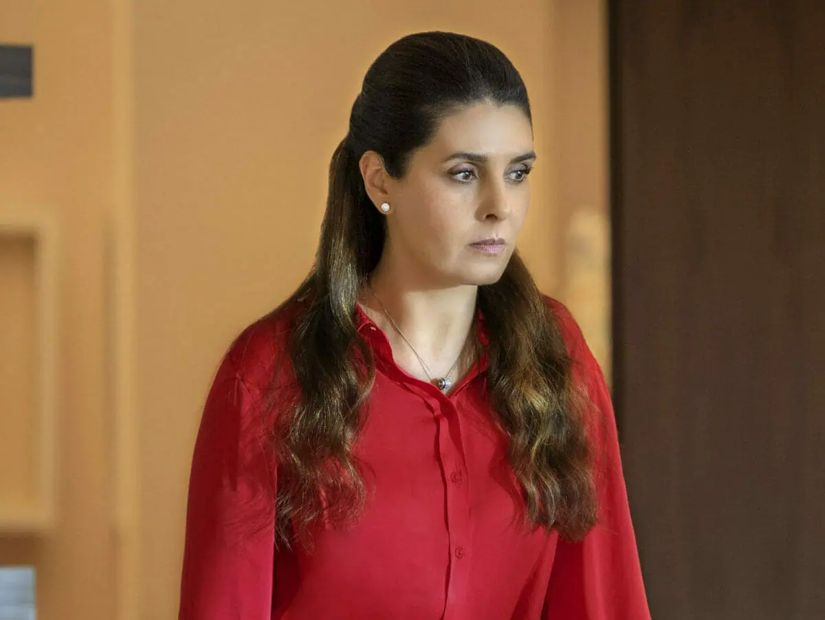 Alice (Mayrín Villanueva) em Se Nos Deixam (Divulgação/SBT)