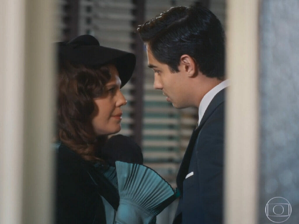 Úrsula (Bárbara Paz) e Joaquim (Danilo Mesquita) em Além da Ilusão