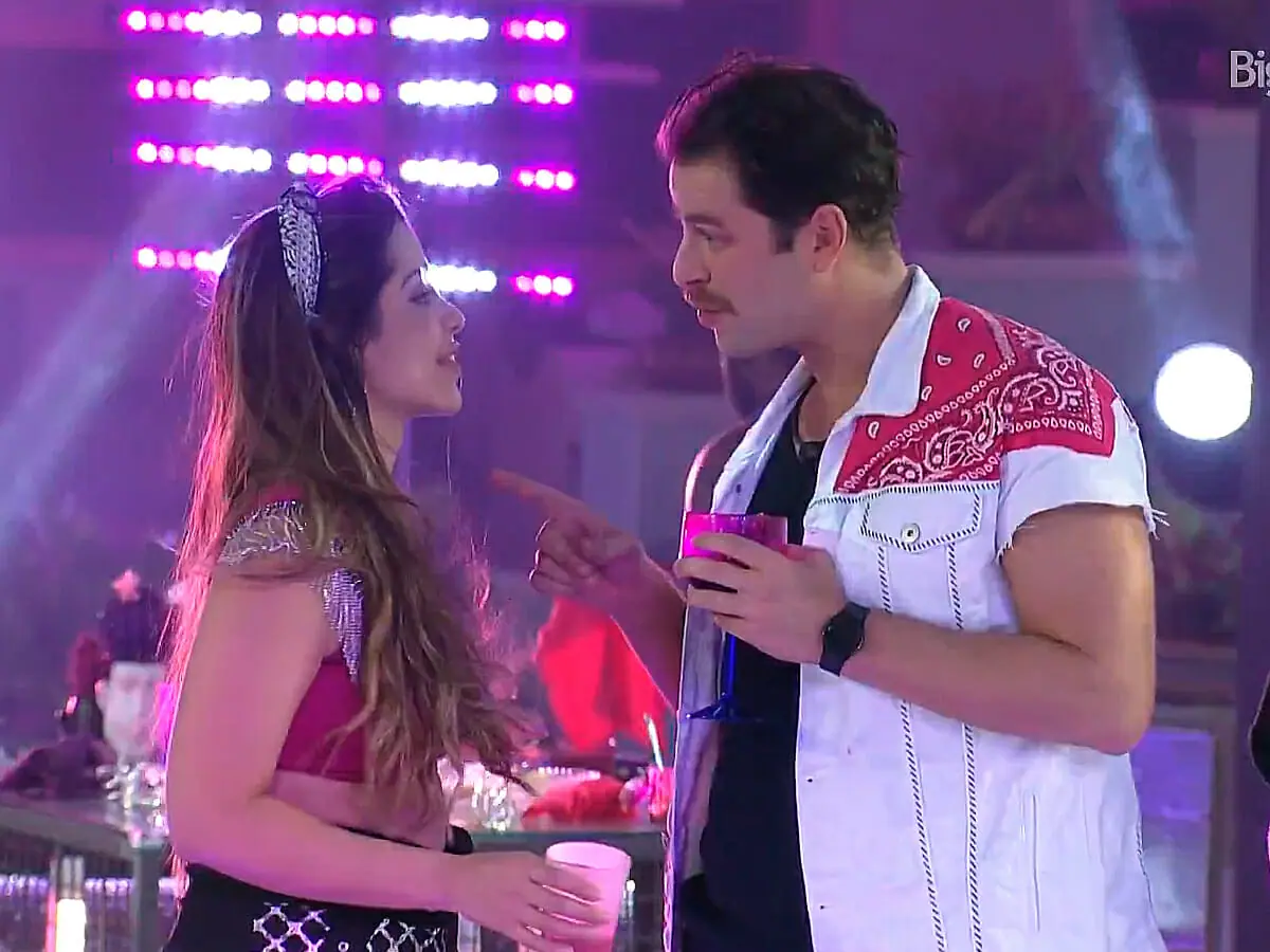 Laís e Gustavo no BBB 22 (Reprodução/Globoplay)