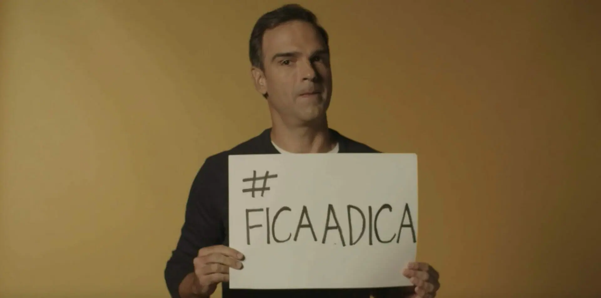 Tadeu Schmidt, apresentador do BBB 22
