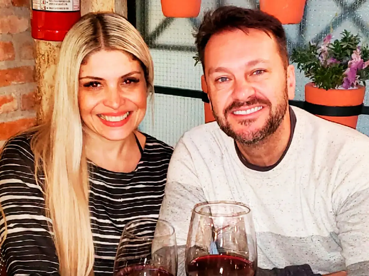 Adryana Ribeiro e Albert Bressan estão confirmados no Power Couple Brasil 6