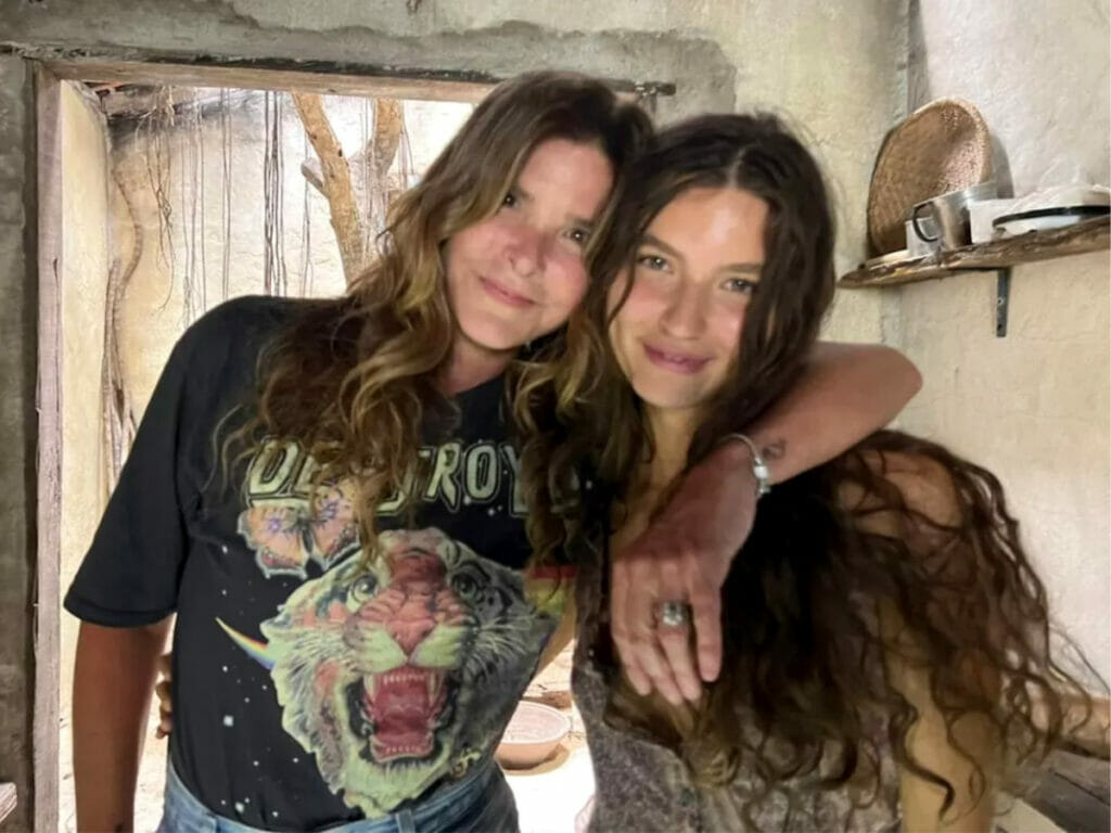 Cristiana Oliveira e a nova Juma de Pantanal, a atriz Alanis Guillen (Reprodução)