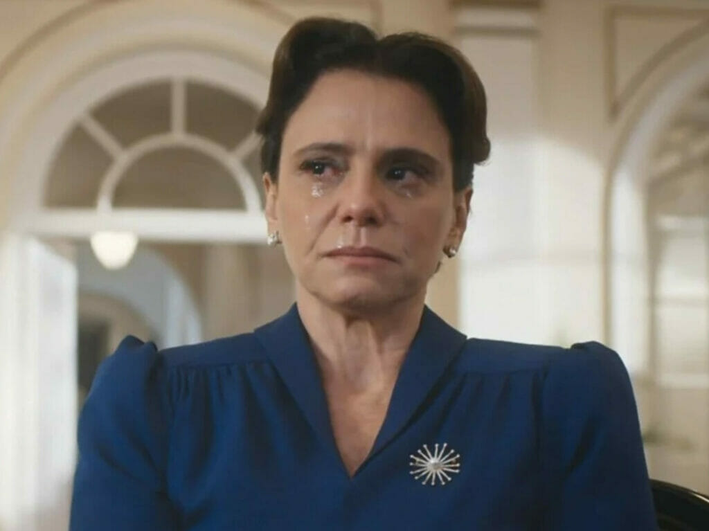 Violeta (Malu Galli) de Além da Ilusão