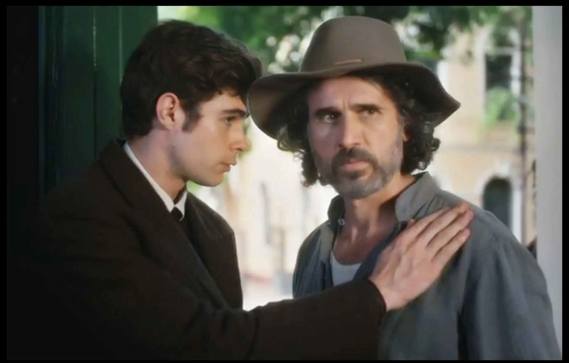 Leônidas (Eriberto Leão) e Davi (Rafa Vitti) de Além da Ilusão (Divulgação)