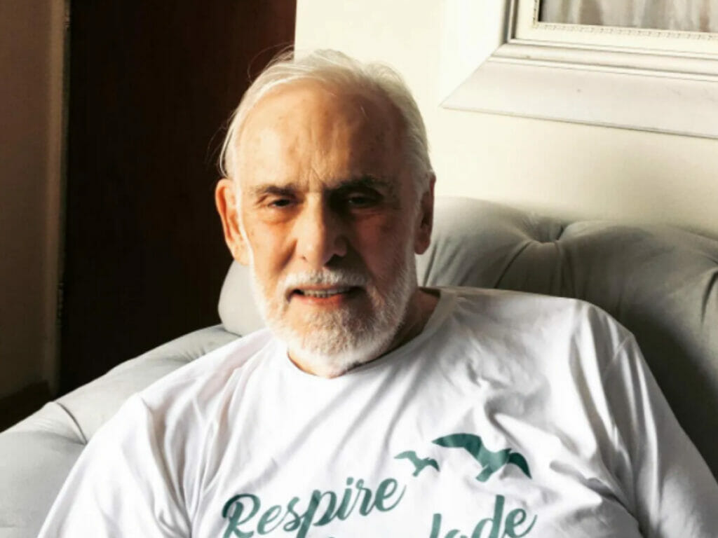 Francisco Cuoco, o padre Mattioli de O Clone, atualmente