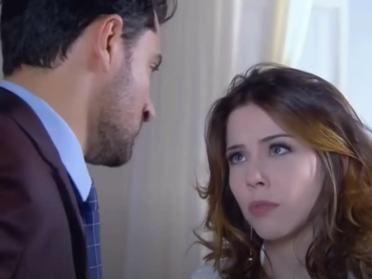 Gustavo (Carlo Porto) e Cecília (Bia Arantes) em Carinha de Anjo
