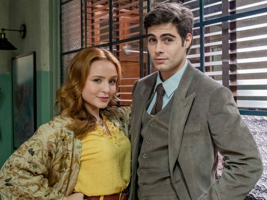Isadora (Larissa Manoela) e Davi (Rafael Vitti) em Além da Ilusão