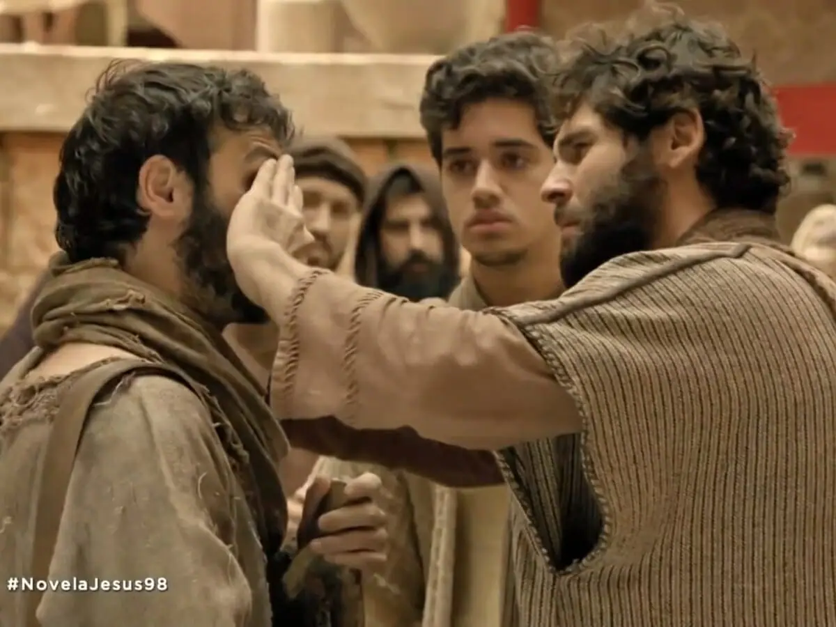 Jesus (Dudu Azevedo) e Felipe (Matheus Fagundes) de Jesus