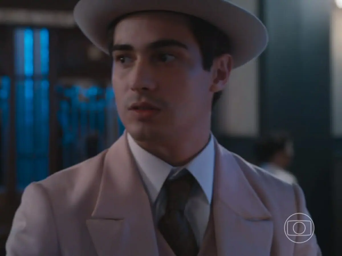 Joaquim (Danilo Mesquita) de Além da Ilusão