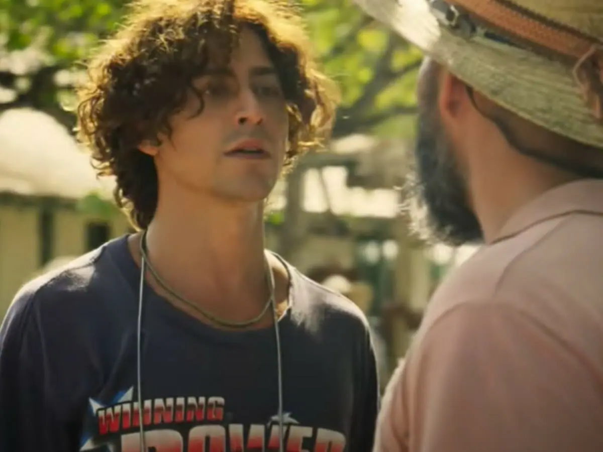 Jove (Jesuíta Barbosa) e Alcides (Juliano Cazarré) em Pantanal
