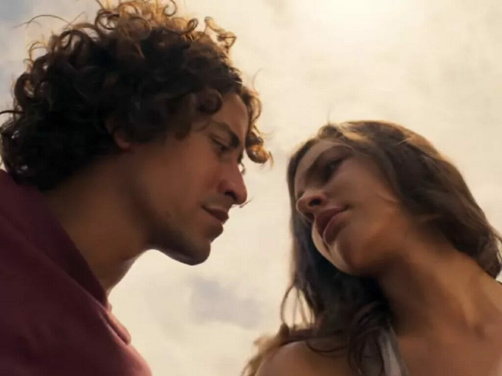 Jove (Jesuita Barbosa) e Juma (Alanis Guillen) em Pantanal
