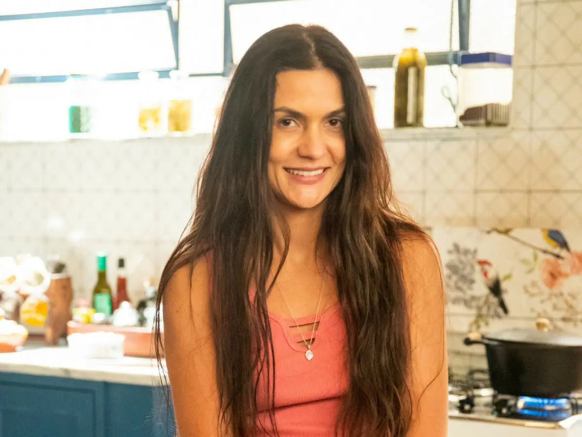 Zefa (Paula Barbosa) em Pantanal
