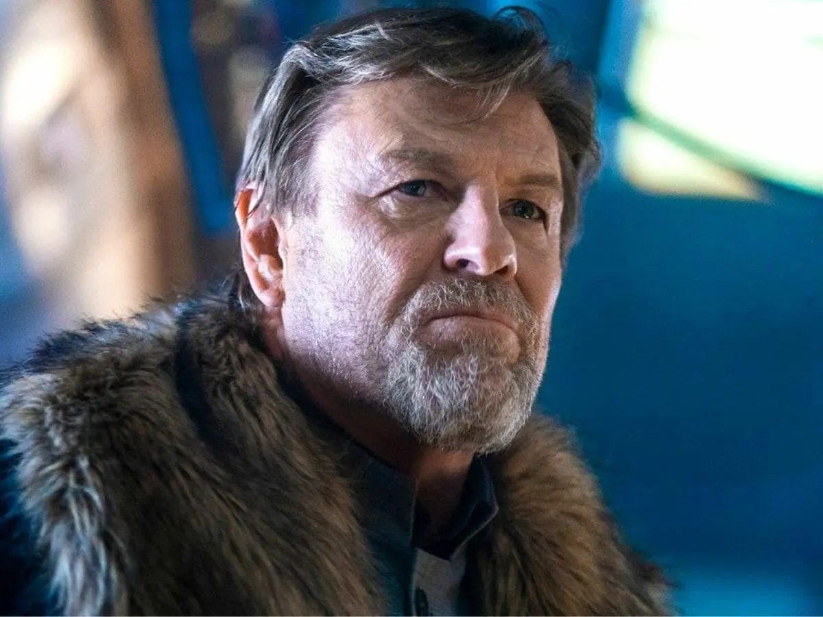 O ator Sean Bean durante cena em Expresso do Amanhã