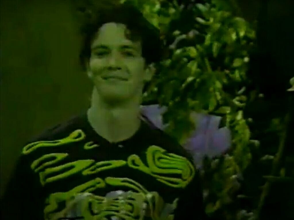 Matheus Petinatti no comando do programa Hugo