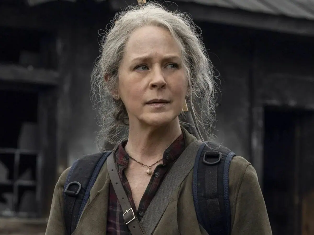 A atriz Melissa McBride em cena de The Walking Dead
