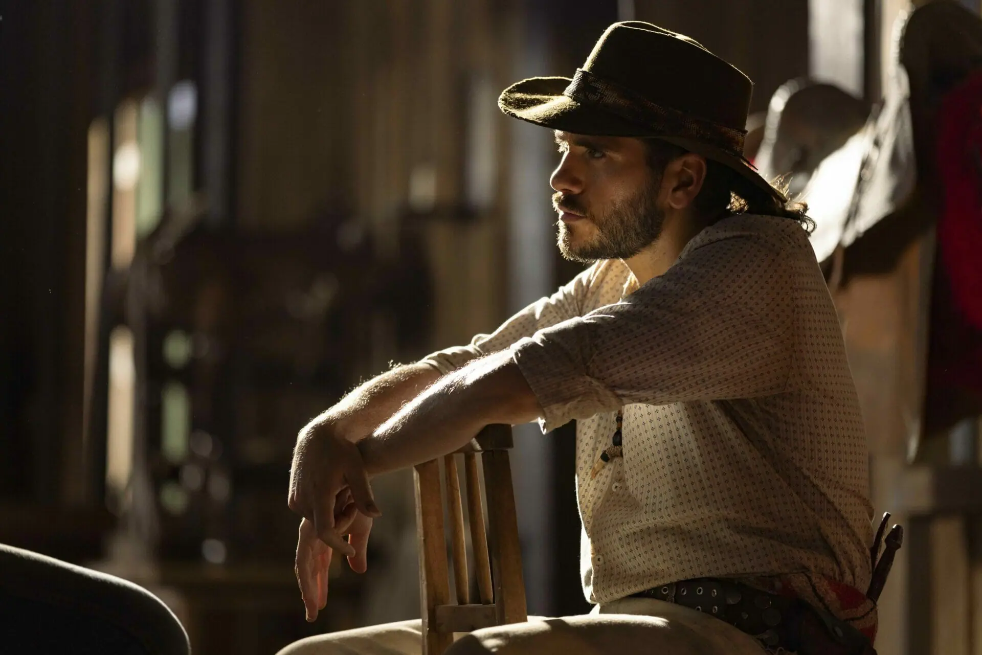 Gabriel Sater vive Xeréu Trindade em Pantanal