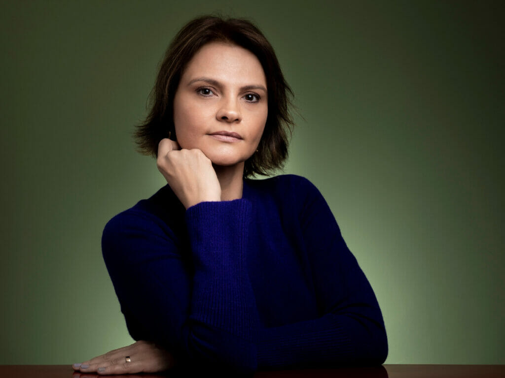 A autora Alessandra Poggi
