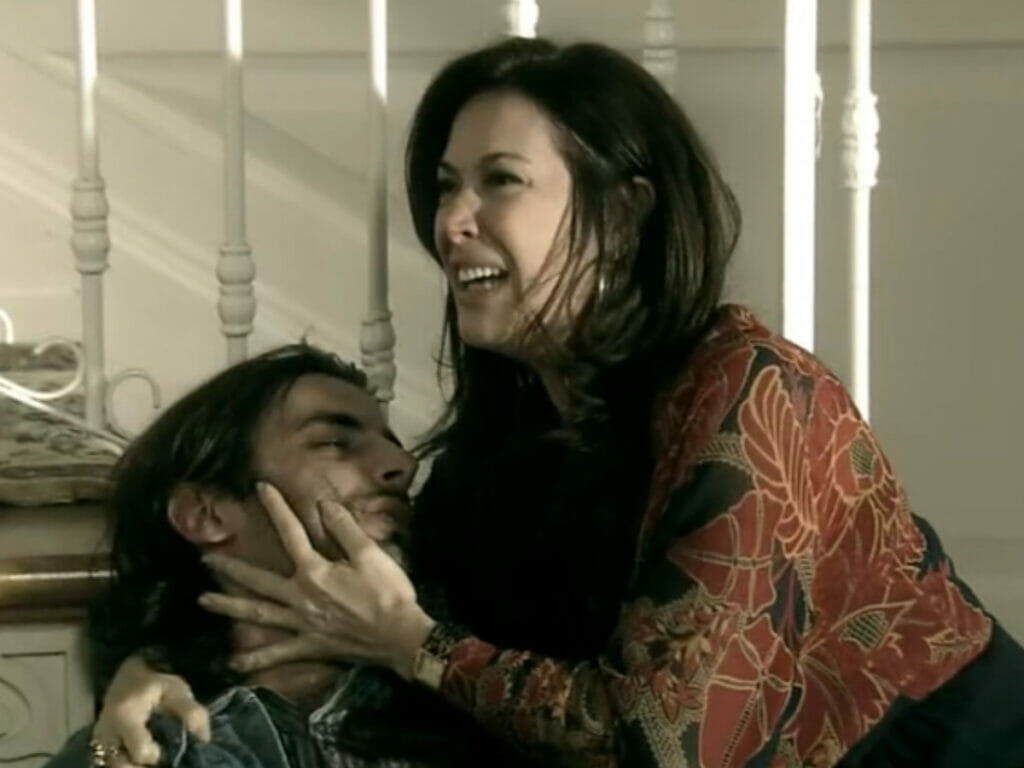 Donatela (Claudia Raia) e Marcelo (Flávio Tolezani) em A Favorita