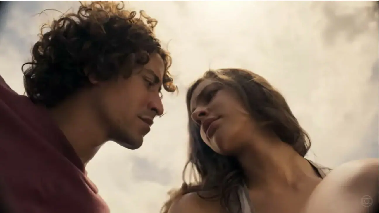 Juma (Alanis Guillen) e Jove (Jesuita Barbosa) de Pantanal