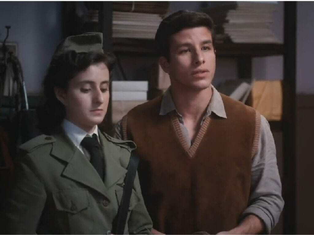  Inácio (Ricky Tavares) e Mariana (Carol Romano) em Além da Ilusão