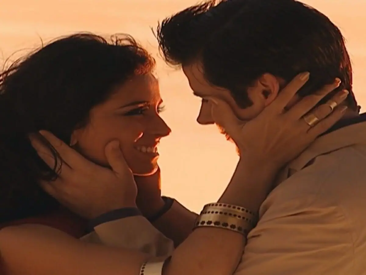 Jade (Giovanna Antonelli) e Lucas (Murilo Benício) de O Clone