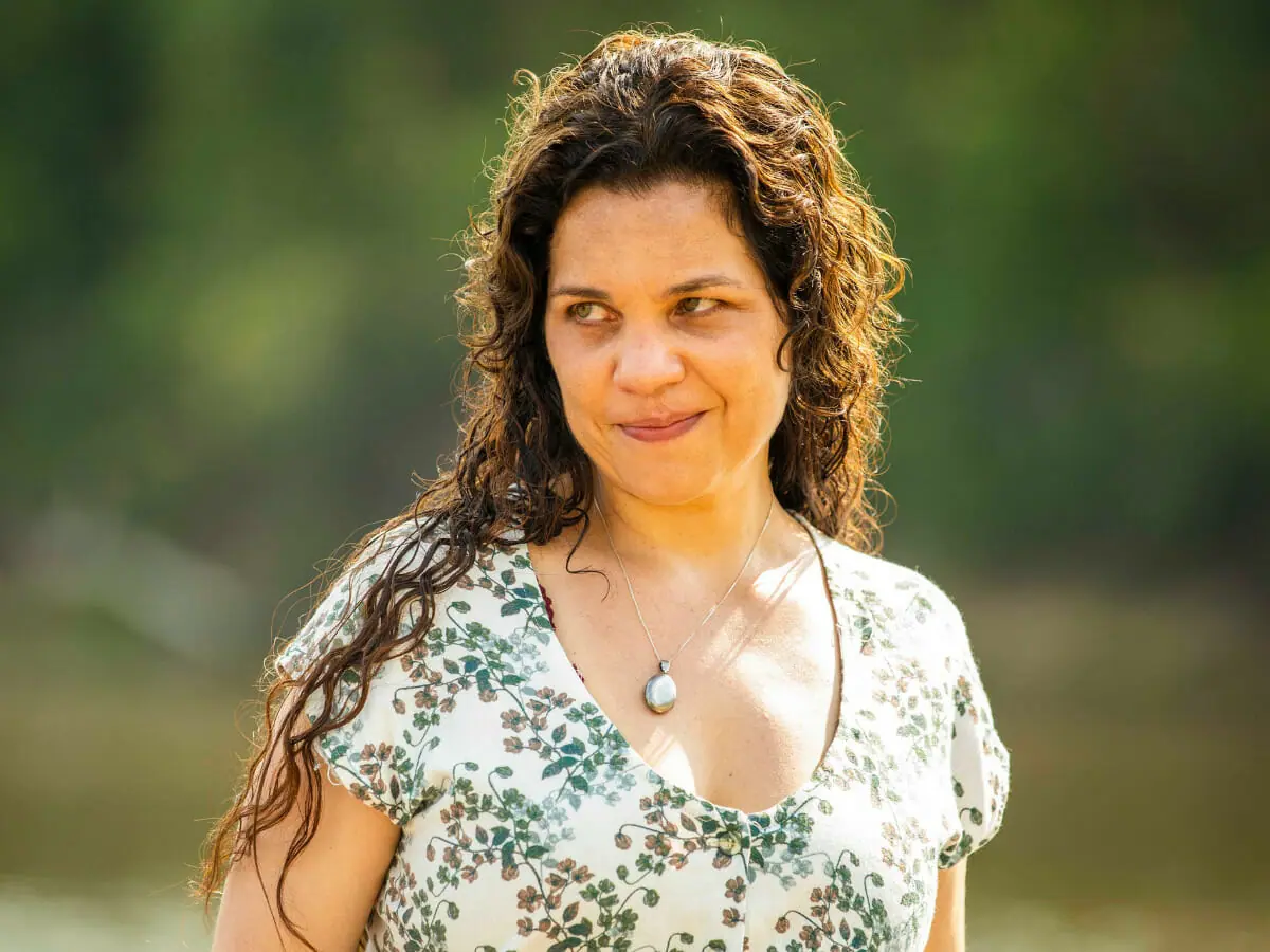 Maria Bruaca (Isabel Teixeira) em Pantanal