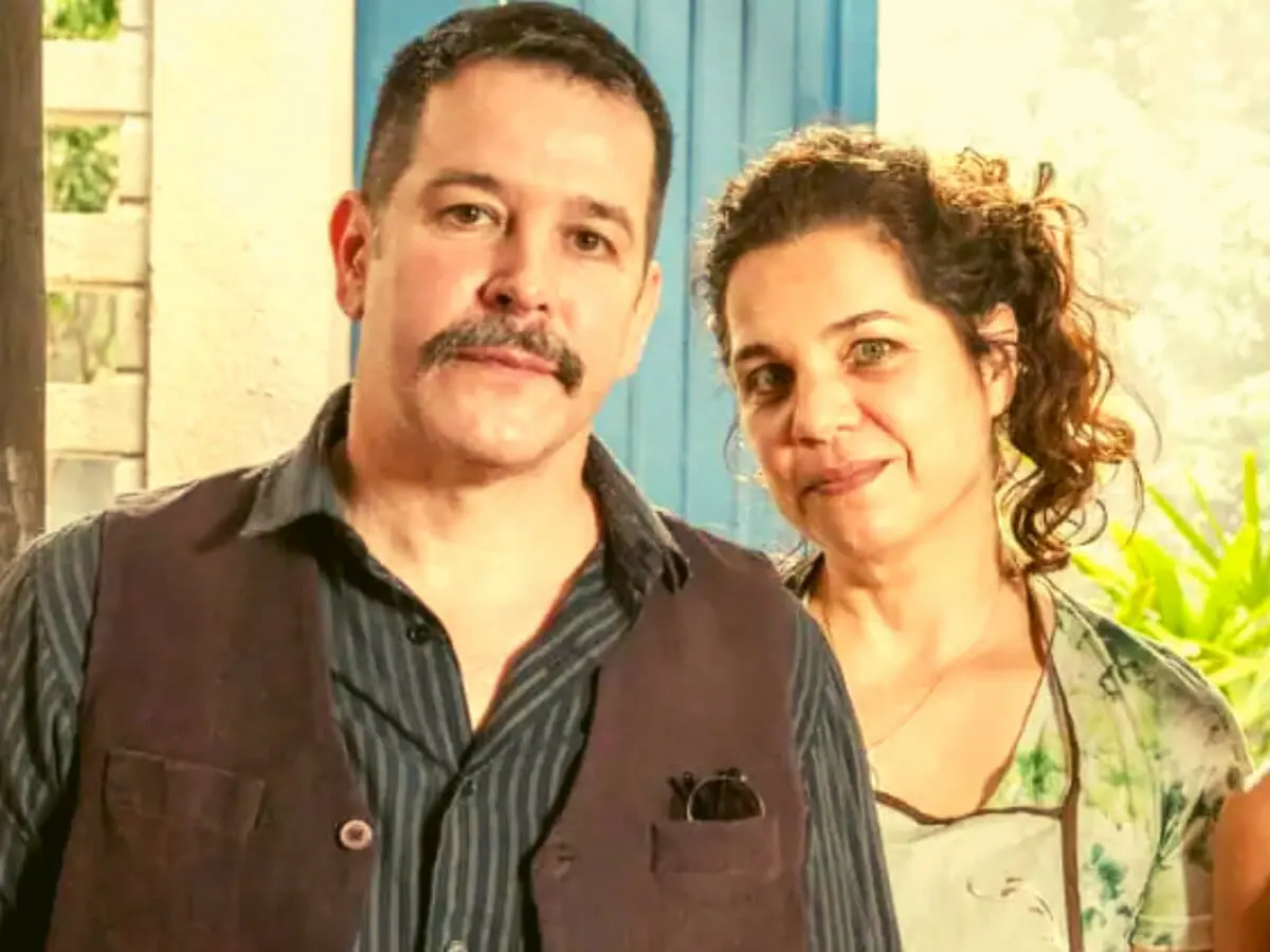Tenório (Murilo Benício) e Maria Bruaca (Isabel Teixeira) em Pantanal