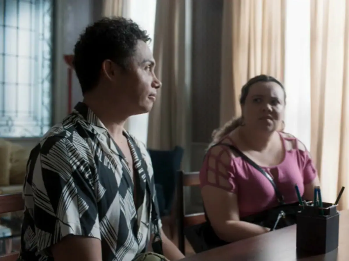 Zaquieu (Silvero Pereira) e Teca (Dai Medeiros) em Pantanal
