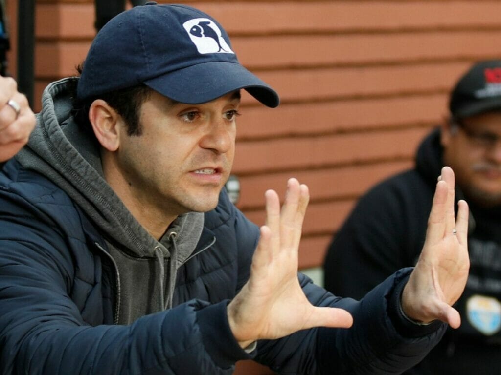 Fred Savage na direção de episódio da comédia Blackish