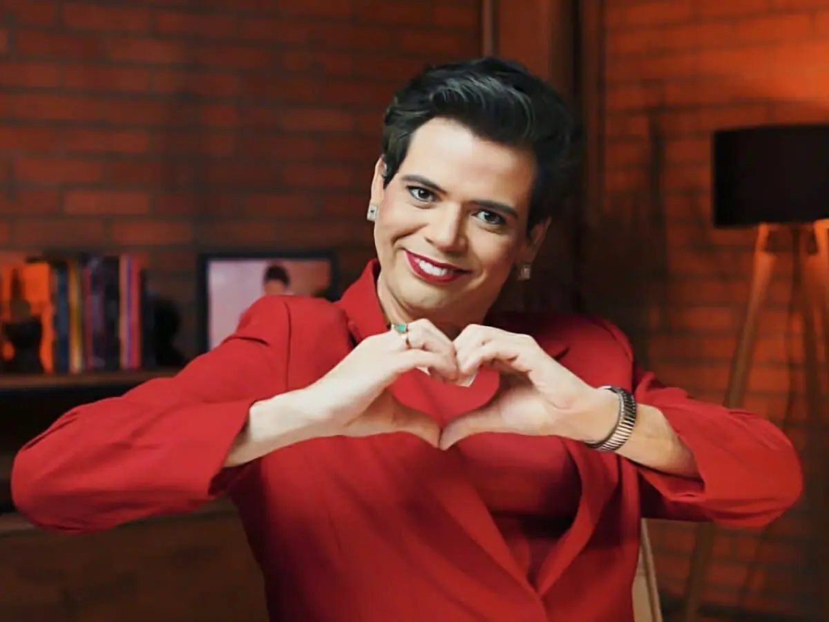 Gustavo Mendes como Dilma Rousseff