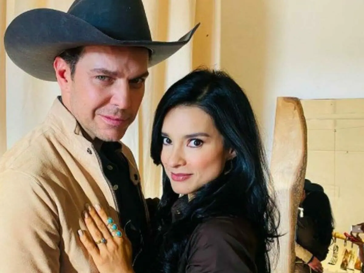 Oscar (Juan Alfonso Baptista) e Helena (Paola Rey) em Paixões de Gavilanes