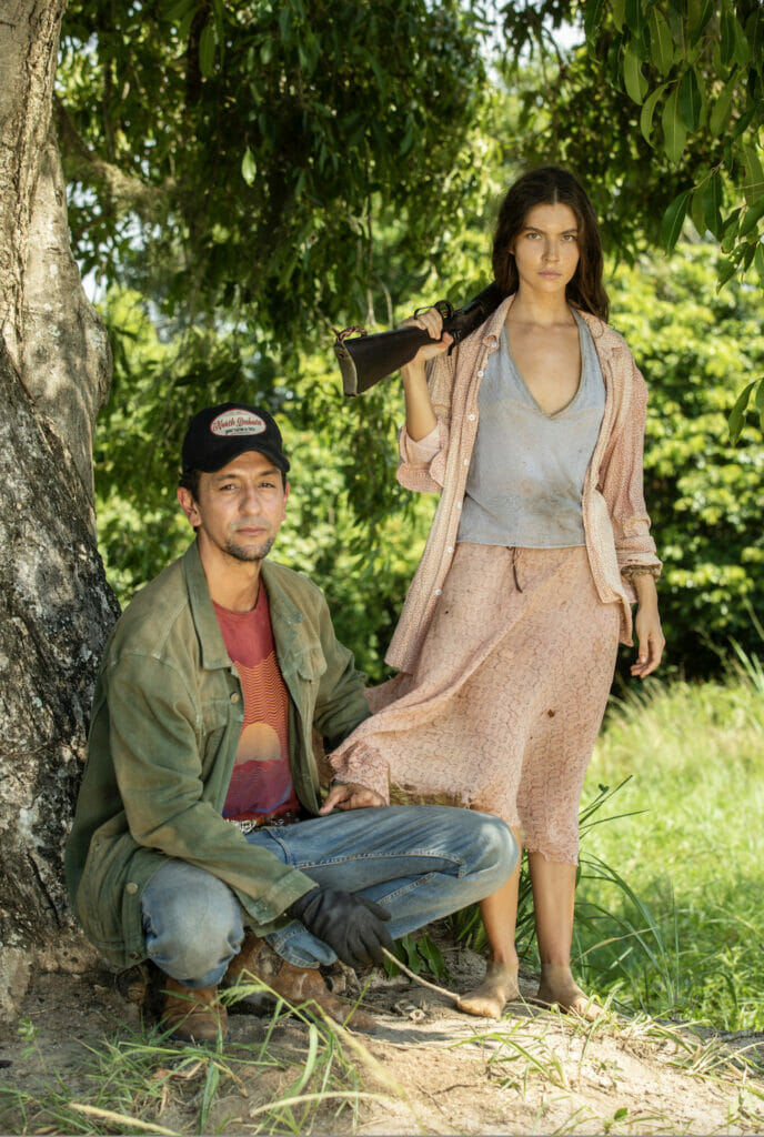 José Lucas (Irandhir Santos) e Juma (Alanis Guillen) em Pantanal