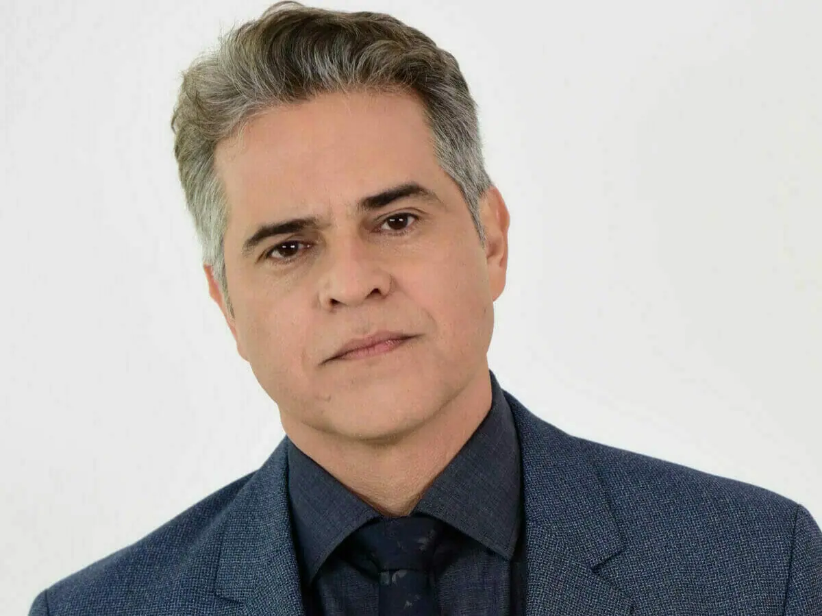 Ramiro (Juan Alba) em Amor Sem Igual