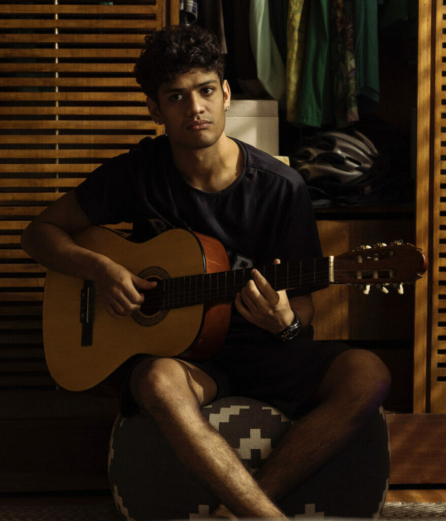 Renato ( Gabriel Santana )