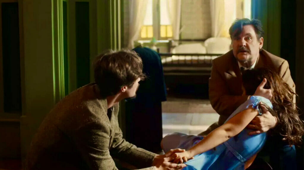 Davi (Rafa Vitti), Elisa (Larissa Manoela) e Matias (Antonio Calloni) de Além da Ilusão (Divulgação)