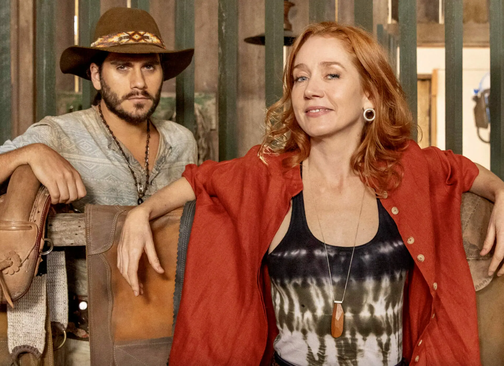 Irma (Camila Morgado) e Trindade (Gabriel Sater) de Pantanal