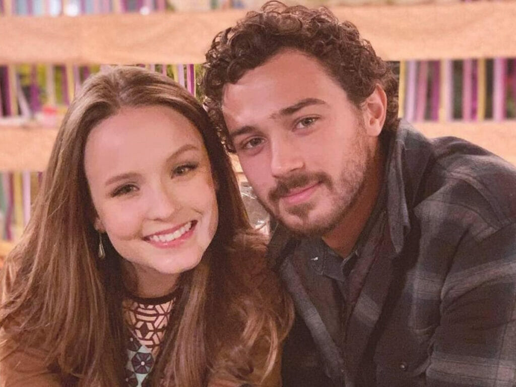Larissa Manoela e André Luiz Frambach