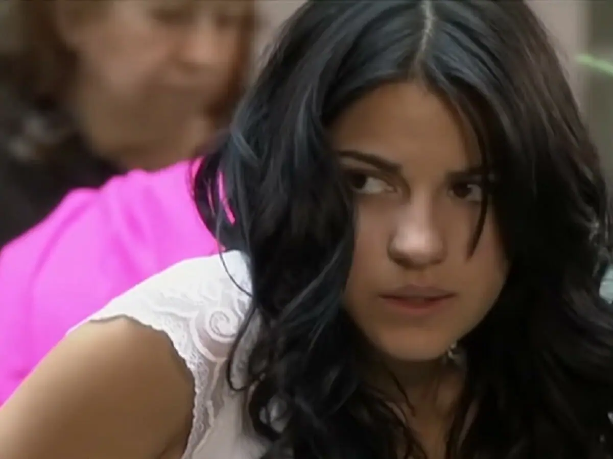 Malu (Maite Perroni) em Cuidado Com o Anjo